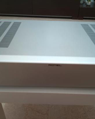 Amplificatore Finale Rotel RB06 
