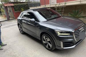 AudiQ2.