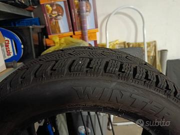 treno di gomme invernali taurus winter 205/60 R16