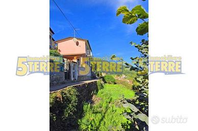 Casa indipendente di 80 m² con 4 locali a La Spezi