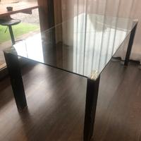 Tavolo soggiorno vetro