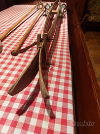  Splendida coppia di sci in legno storici