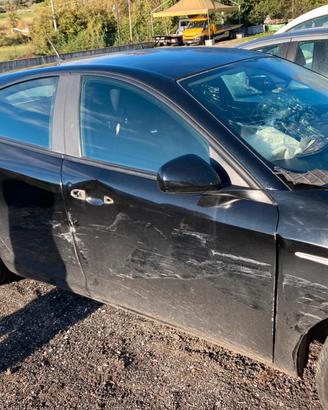 giulietta incidentata per pezzi di ricambio