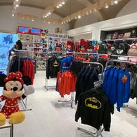 Stock grosso prodotti abbigliamento oggettistica