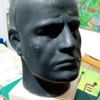 testa mussolini in terracotta