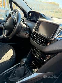 Peugeot 2008 1.5 diesel 100cv 2018  80.000 km