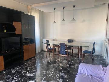 Appartamento per 3 specializzandi universitari