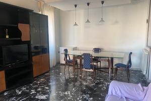 Appartamento per 3 specializzandi universitari