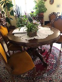 Tavolo con 6 sedie stile barocco