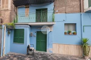 2 LOCALI A POLLENA TROCCHIA