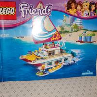 Lego Friends, il catamarano