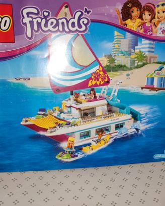 Lego Friends, il catamarano