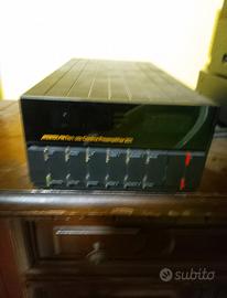 preamplificatore e due finali meridian 