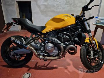 Ducati Monster 821