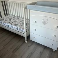 Cassettiera fasciatoio + Lettino