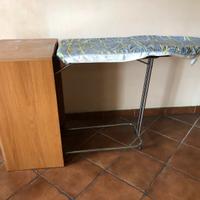 Mobilino con asse da stiro pieghevole