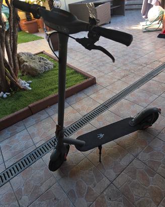 monopattino maserati 