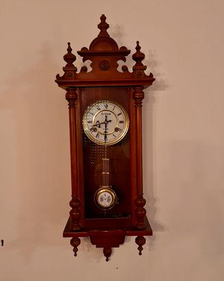 Orologio in legno