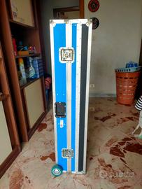 FLIGHT CASE PROFESSIONALE CON RUOTE E MANIGLIE 