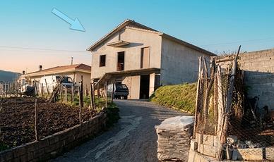 Villa indipendente al grezzo - Viggianello (PZ)