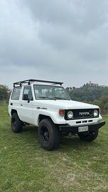 Toyota bj70 solo permuta
