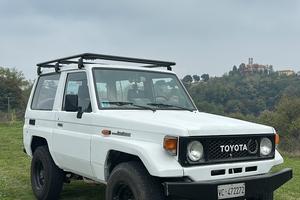 Toyota bj70 solo permuta