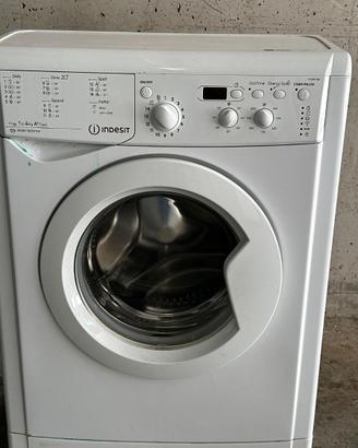 lavatrice indesit 4kg