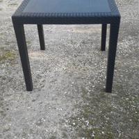 Tavolo giardino effetto rattan