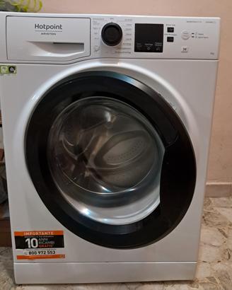 Lavatrice  Ariston hotpoint 9kg trattabile 