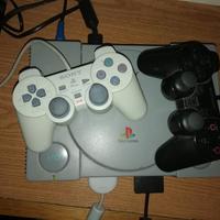 PlayStation 1 con gioco & cavetteria