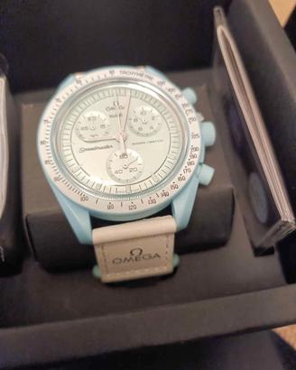 Swatch Omega MISSION TO URANUS SO33L100