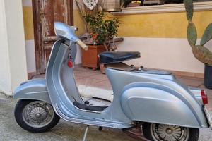Vespa piaggio la nuova 125