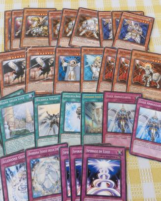 Mazzo Deck base Fedele della Luce yugi