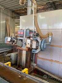 Centro di lavoro per infissi