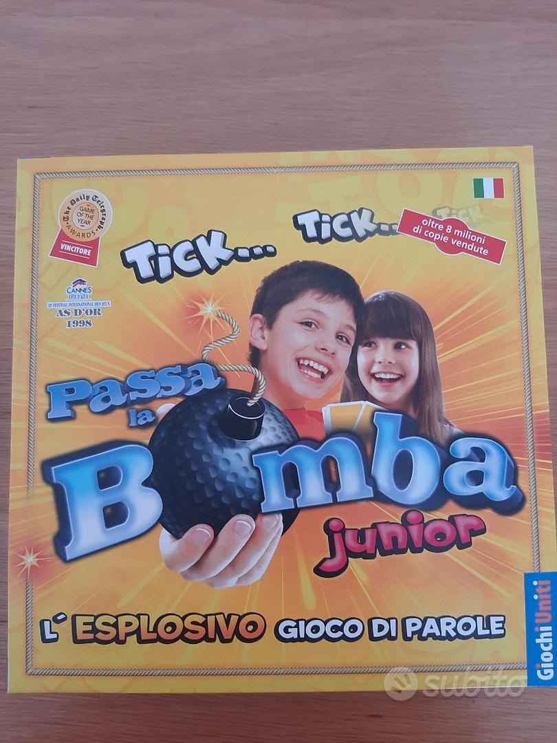 Gioco passa la bomba junior