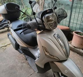 Piaggio Beverly 350