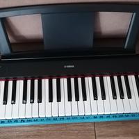 Tastiera Yamaha Piaggero NP-11 nera, 61 Tasti