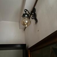 Lampada in ferro battuto da esterno