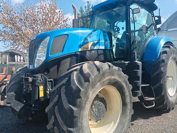 New Holland T 7060