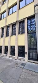Immobile di 166 m² a Milano