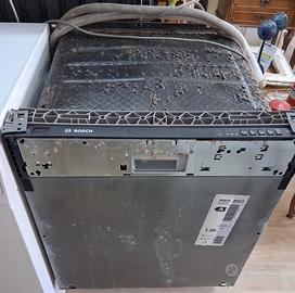 Lavastoviglie  Bosch da incasso  mod: SGV43E63EU