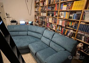 Grande Divano Angolare 4/5 Posti + Pouf Coordinato