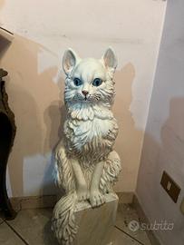 Gatto tealistico in ceramica