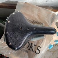 Sella brooks rimanenza magazzino