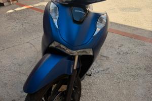 SH 125 2025 blu opaco