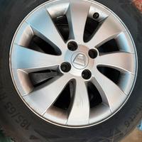CERCHI lega  e GOMME 185/65/15  per DACIA  RENAULT