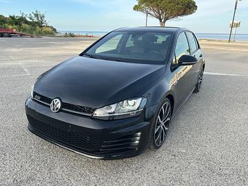Volkswagen Golf 7 Serie GTD 2.0 TDI DSG