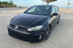 Volkswagen Golf 7 Serie GTD 2.0 TDI DSG