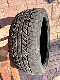 2 Copertoni invernali continental 225/40 R18