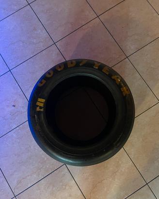 Gomma goodyear formula 1